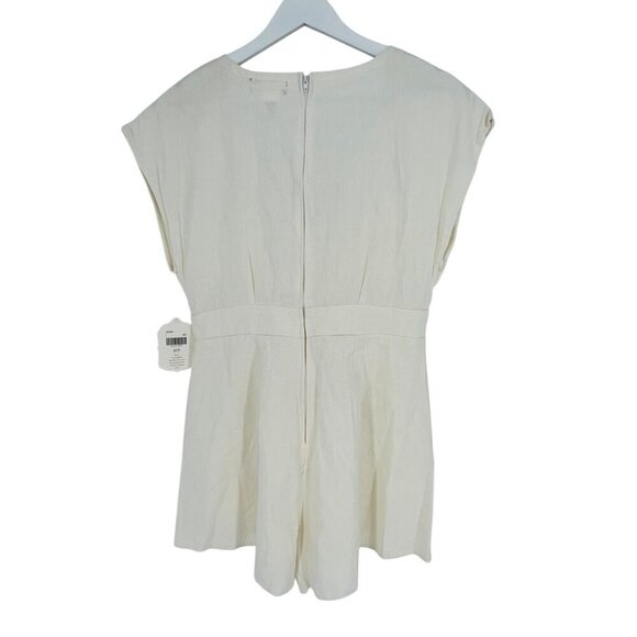 Altar'd State Romper Women's Size L Ivory Deep V-Neck Cap Sleeve Pleated NWT - Picture 11 of 11